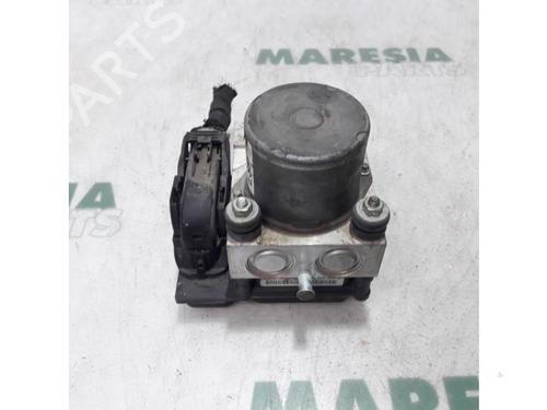 ABS Bremseaggregat FIAT QUBO (225_) 1.3 D Multijet (225CXB1A, 225AXB1A, 225CXB11, 225AXB11,... (75 hp) 31411296