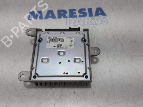 Used Electronic module RENAULT MEGANE III Grandtour (KZ0/1) 1.5 dCi (KZ09, KZ0D, KZ1G, KZ29, KZ14, KZ1W, KZ10, KZ1F,... (110 hp) 31438406