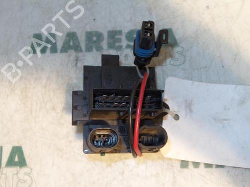 Used Electronic sensor RENAULT CLIO II (BB_, CB_) 1.2 16V (BB05, BB0W, BB11, BB27, BB2T, BB2U, BB2V, CB05,... (75 hp) 31455142
