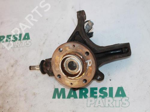 Used Right front steering knuckle PEUGEOT 308 I (4A_, 4C_) 1.6 16V (120 hp) 31395691