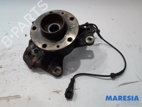 Used Right front steering knuckle Right front steering knuckle RENAULT MEGANE III Coupe (DZ0/1_) 1.2 TCe (DZ2B, DZ11) (116 hp) 31490971 31490971