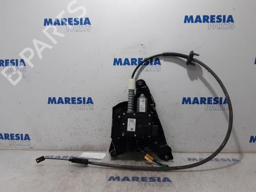 Used Electric handbrake PEUGEOT 3008 I MPV (0U_) 1.6 VTi (120 hp) 31535076