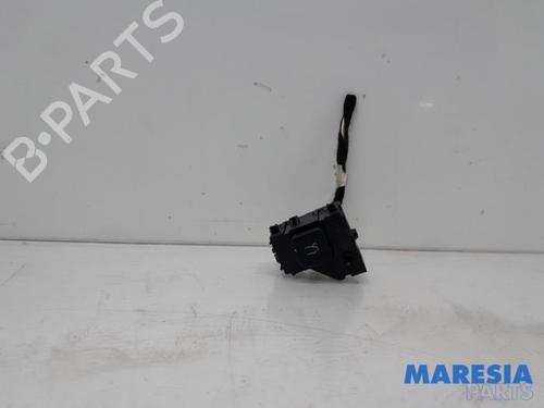 Used Switch ALFA ROMEO GIULIA (952_) 2.0 Q4 (952ACA45, 952ACA25) (280 hp) 31406292