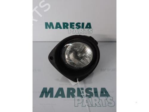 Used Left front fog light RENAULT CLIO II (BB_, CB_) 1.4 (B/CB0C, B/CB0S) (75 hp) 31505618