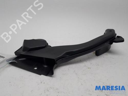 Used Pipe RENAULT KADJAR (HA_, HL_) 1.6 TCe 165 (HLMH) (163 hp) 31466517