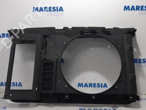 Frontplade/Frontkurv PEUGEOT 5008 (0U_, 0E_) 1.6 16V (156 hp) 31500916