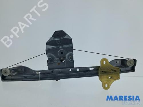 Used Front right window mechanism Front right window mechanism RENAULT TWINGO III (BCM_, BCA_) 1.0 SCe 70 (71 hp) 36158812 36158812