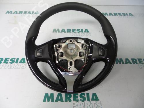 Used Steering wheel RENAULT CAPTUR I (J5_, H5_) 0.9 TCe 90 (90 hp) 31491237
