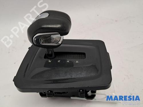 Used Gear lever Gear lever PEUGEOT 3008 I MPV (0U_) 2.0 HDi Hybrid4 (0URHCA) (200 hp) 39932629 39932629