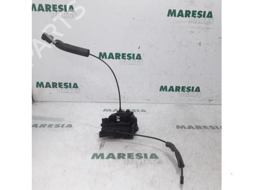 Used Electronic module RENAULT MEGANE III Grandtour (KZ0/1) 1.5 dCi (KZ09, KZ0D, KZ1G, KZ29, KZ14, KZ1W, KZ10, KZ1F,... (110 hp) 31492392