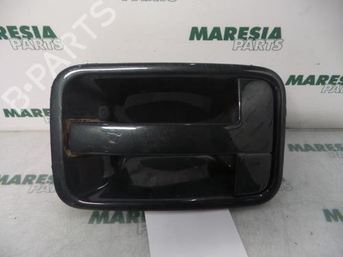 Used Rear right exterior door handle LANCIA ZETA (22_) 2.0 Turbo (220AD5, 220CD5) (147 hp) 31523407