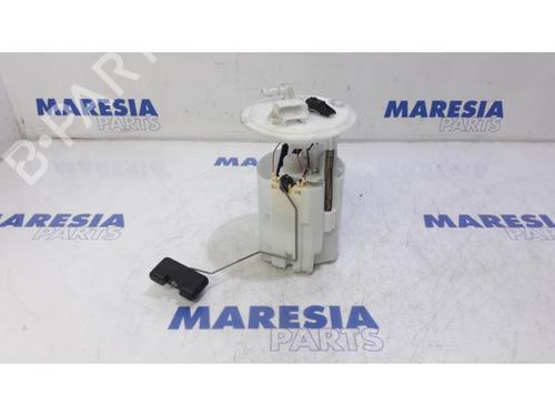 Used Fuel pump Fuel pump RENAULT MEGANE IV Grandtour (K9A/M/N_) 1.2 TCe 130 (K9MR) (130 hp) 31528050 31528050