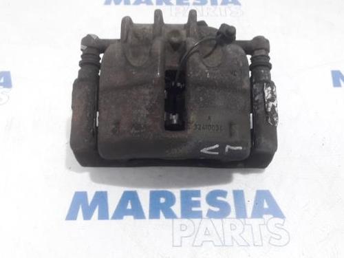Used Left front brake caliper FIAT SCUDO Van (270_, 272_) 2.0 D Multijet (120 hp) 31482753