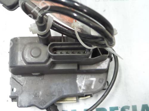 Used Electronic module RENAULT MEGANE II (BM0/1_, CM0/1_) 1.5 dCi (BM0F, BM0T, BM2B, CM0F, CM0T) (82 hp) 31460517