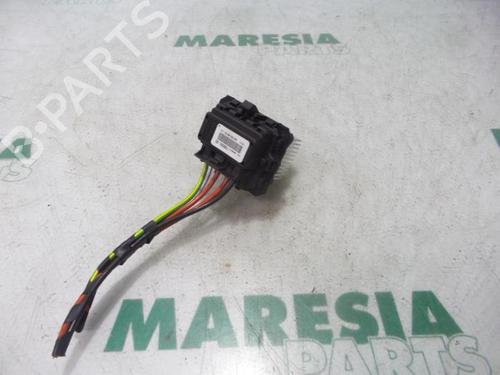 electronic-sensor-peugeot-208-i-ca_-cc_-2012-2013-2014-2015-2016-2017-2018-2019-2020-2021-31396601 main image