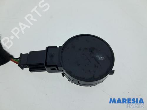 Used Electronic sensor Electronic sensor RENAULT CAPTUR II (HF_) TCe 160 (HFN1) (158 hp) 39932830 39932830