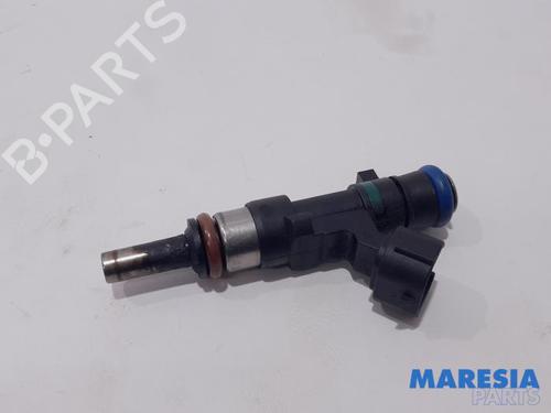 injector-renault-clio-iv-grandtour-kh_-2012-2013-2014-2015-2016-2017-2018-2019-2020-2021-31399612 main image