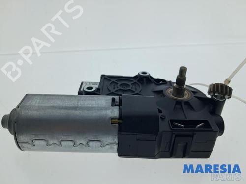 Used Sunroof engine Sunroof engine OPEL ADAM (M13) 1.0 (90 hp) 33432837 33432837