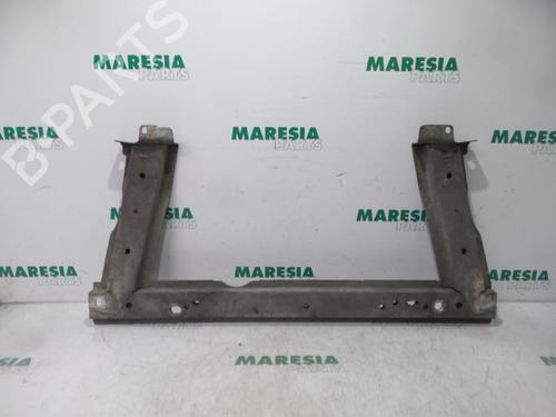 Used Crossmember RENAULT MEGANE II (BM0/1_, CM0/1_) 1.6 16V (112 hp) 31384858