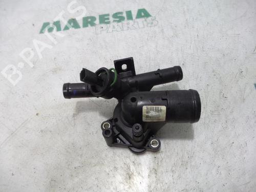 Used Thermostat housing RENAULT MASTER III Van (FV) 2.3 dCi 125 FWD (FV0C, FV0D, FV0G, FV0H, FV0J, FV0K,... (125 hp) 31414995