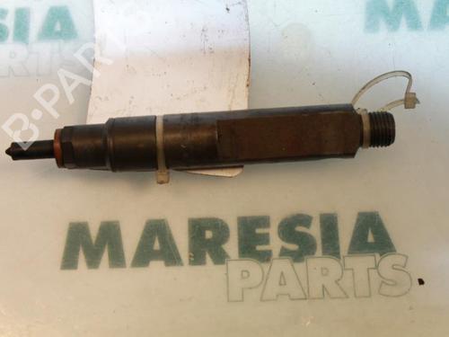 Used Injector RENAULT LAGUNA I (B56_, 556_) 1.9 dTi (B56J) (98 hp) 31439977