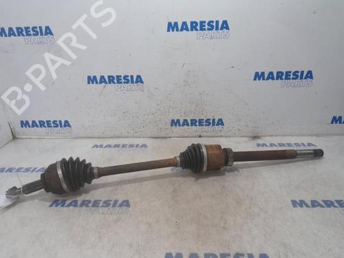 Used Right front driveshaft OPEL VIVARO B Van (X82) 1.6 CDTI (05) (90 hp) 31435036