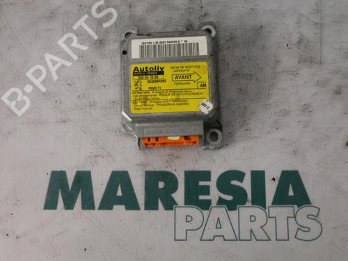 Used ECU airbags PEUGEOT 206 Hatchback (2A/C) 1.9 D (69 hp) 31526941