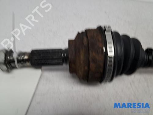 Left front driveshaft RENAULT CLIO IV (BH_) 0.9 TCe 90 (BHNF, BHMA, BHMH, BHJK, BHJR) | BP31444157M38