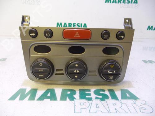 Used Climate control ALFA ROMEO 147 (937_) 1.6 16V T.SPARK ECO (937.AXA1A, 937.BXA1A) (105 hp) 31536103