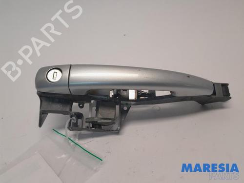 front-left-exterior-door-handle-peugeot-5008-0u_-0e_-2009-2010-2011-2012-2013-2014-2015-2016-2017-31471429 main image