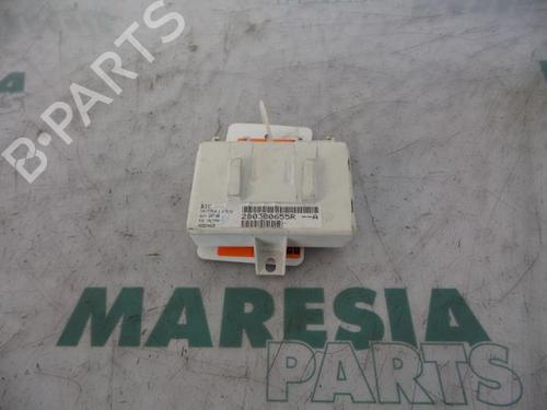 Used Control unit RENAULT MEGANE III Grandtour (KZ0/1) 1.5 dCi (KZ09, KZ0D, KZ1G, KZ29, KZ14, KZ1W, KZ10, KZ1F,... (110 hp) 31404487