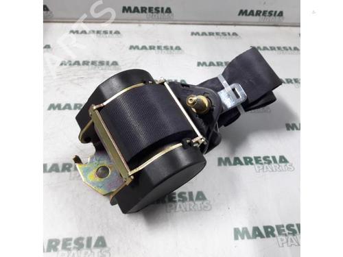 Used Rear left seatbelt RENAULT ESPACE III (JE0_) 2.2 dCi (JE0K) (130 hp) 31464071