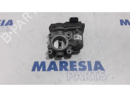 Used Throttle body RENAULT CAPTUR I (J5_, H5_) 0.9 TCe 90 (90 hp) 31499622