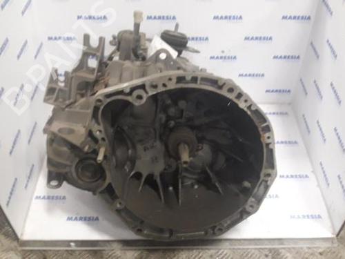 gearbox-renault-scenic-ii-jm01_-2003-2004-2005-2006-2007-2008-2009-2010-31442891 main image