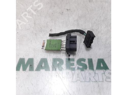 Used Electronic sensor FIAT 500 (312_) 1.2 (312AXA1A) (69 hp) 31431096