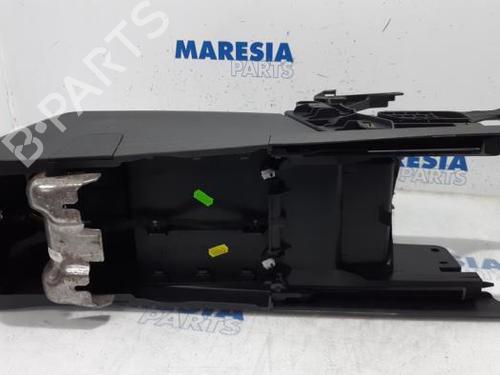 Middle console PEUGEOT 5008 (0U_, 0E_) 1.6 16V | BP31398201I22 - Image 5
