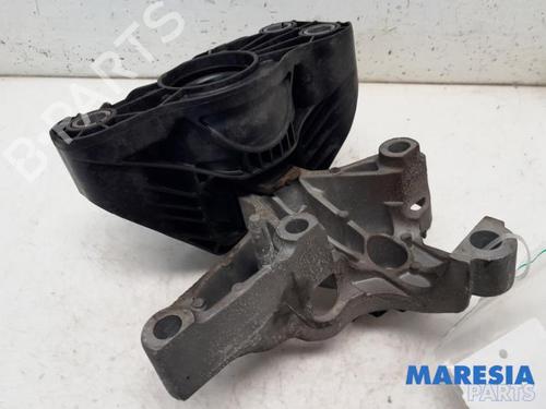 Used Gearbox mount RENAULT CLIO IV Grandtour (KH_) 1.5 dCi 90 (KHN3, KHN4) (90 hp) 31414055