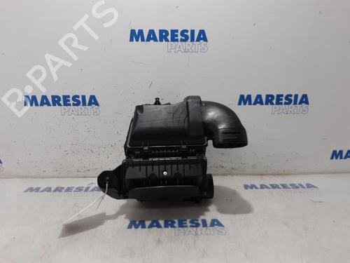 Used Air filter box RENAULT MEGANE IV Hatchback (B9A/M/N_) 1.2 TCe 130 (B9MR) (130 hp) 31531737