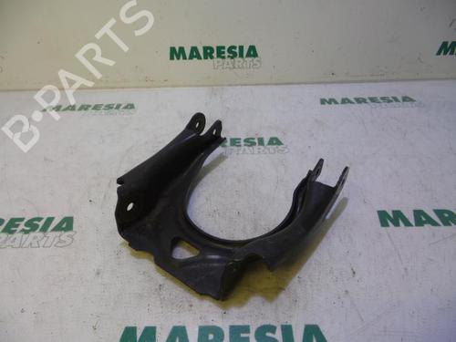 Used Right front suspension arm PEUGEOT 407 SW (6E_, 6D_) 2.0 16V (140 hp) 31484447