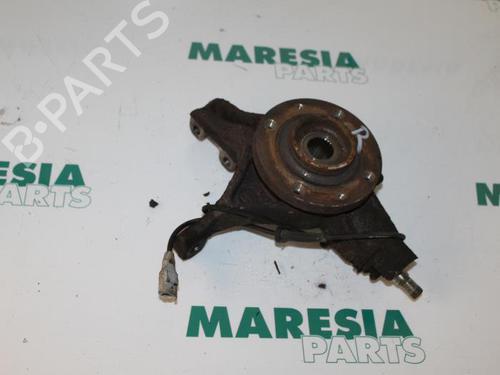 Used Right front steering knuckle Right front steering knuckle PEUGEOT 307 (3A/C) 1.6 16V (109 hp) 31429994 31429994