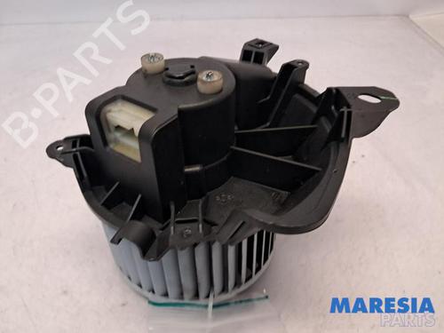 Used Heater blower motor FIAT PUNTO (199_) 0.9 Twinair Turbo (86 hp) 31412156