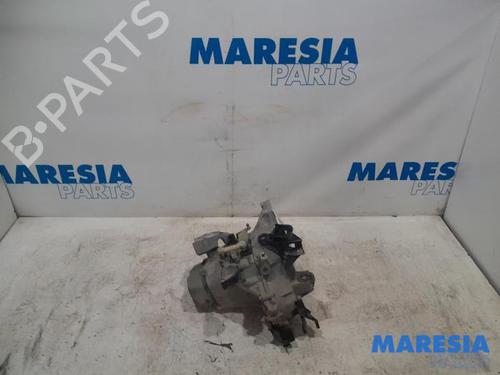 Used Gearbox CITROËN C4 CACTUS 1.2 VTi 82 (82 hp) 31461530