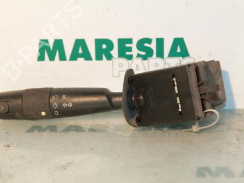 Used Steering column stalk PEUGEOT 106 I (1A, 1C) 1.1 (60 hp) 31390024