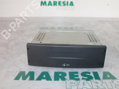 Used Electronic module RENAULT SCÉNIC II (JM0/1_) 1.6 16V (JM1R) (112 hp) 31523104