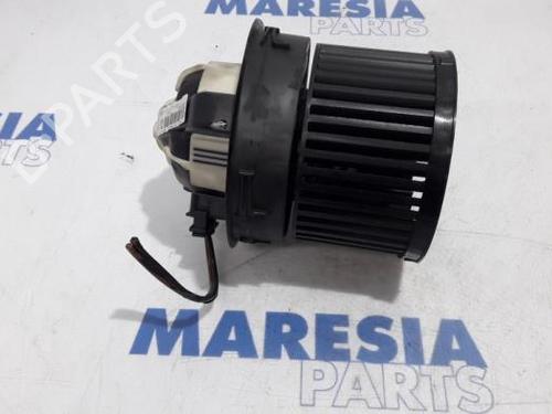 Used Heater blower motor PEUGEOT 308 I (4A_, 4C_) 1.6 16V (120 hp) 31527336