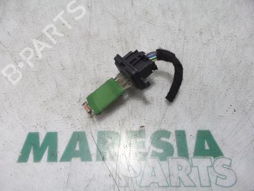 Used Electronic sensor FIAT 500 (312_) 1.2 (312AXA1A) (69 hp) 31534818