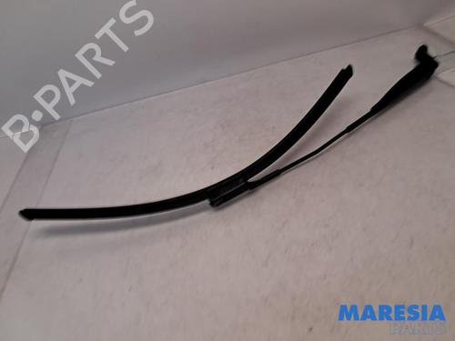 front-windshield-wiper-arm-abarth-500-595-695-2008-31414263 main image