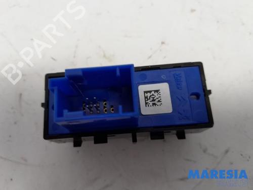 Used Switch OPEL VIVARO C Van (K0) 1.5 (102 hp) 31451823