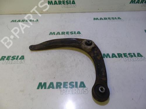 left-front-suspension-arm-citroen-c4-picasso-i-mpv-ud_-2006-2007-2008-2009-2010-2011-2012-2013-2014-2015-31398719 main image