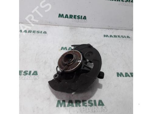Used Left front steering knuckle CITROËN C4 Picasso II 1.6 HDi / BlueHDi 115 (115 hp) 31430454